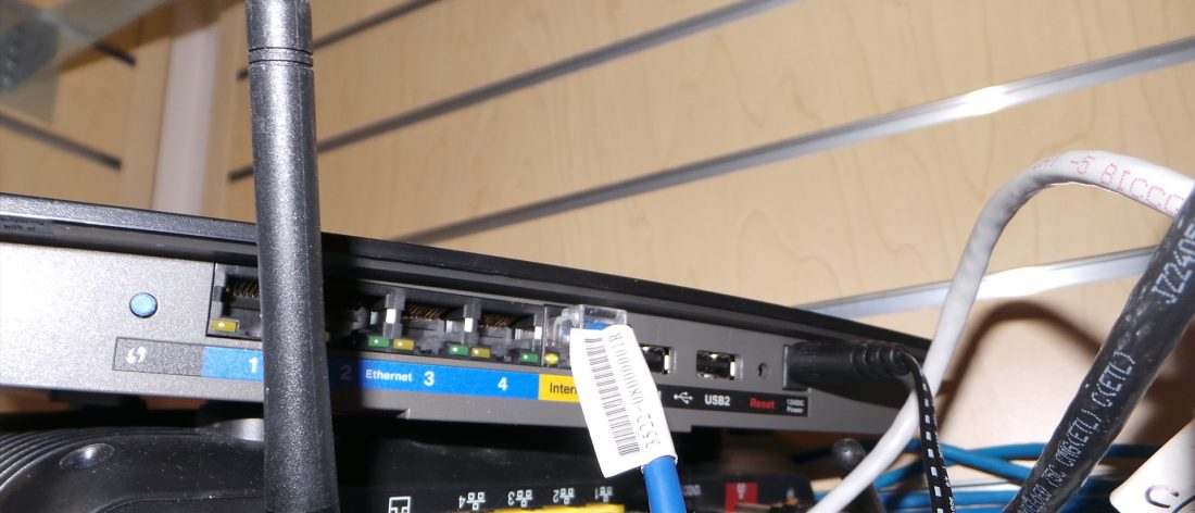 Configure Linksys Router using Cable Connections